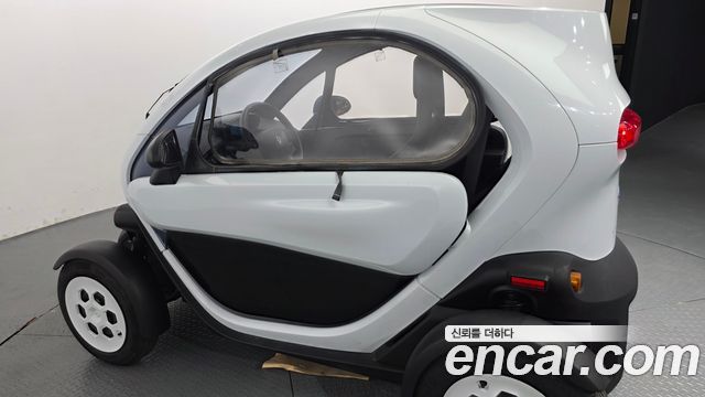 Renault Korea Twizy 2020 — photo 26