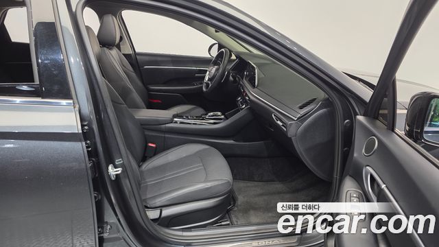 Hyundai Sonata 2020 — photo 11
