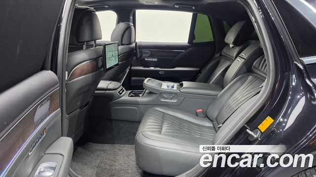 Genesis G90 2022 — photo 17