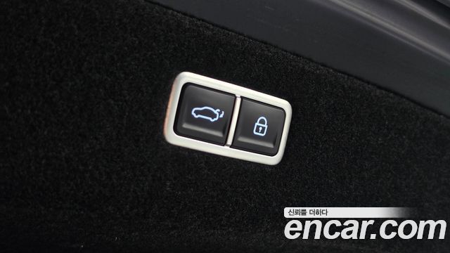 Genesis G90 2022 — photo 23