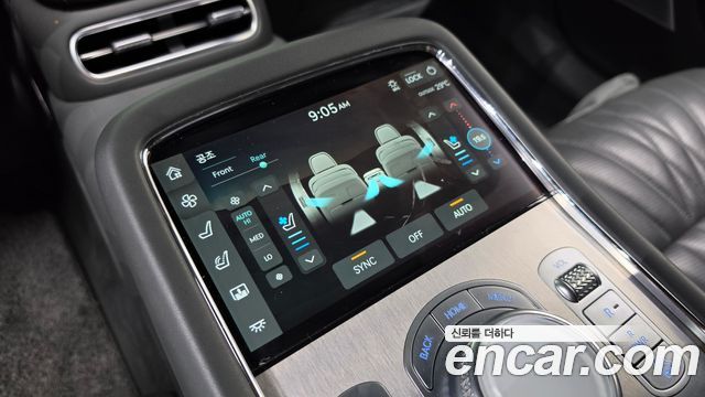 Genesis G90 2022 — photo 27