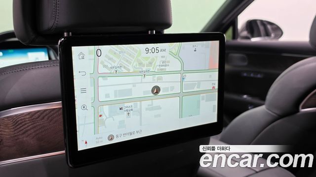 Genesis G90 2022 — photo 28