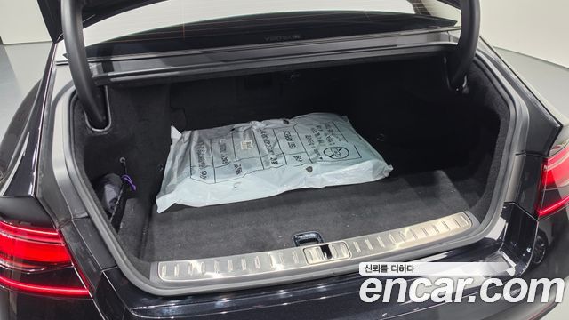 Genesis G90 2022 — photo 31