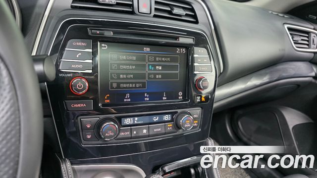 Nissan Maxima 2019 — photo 21