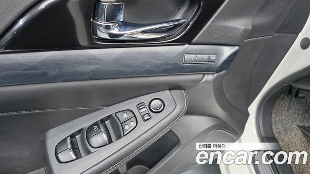 Nissan Maxima 2019 — photo 27