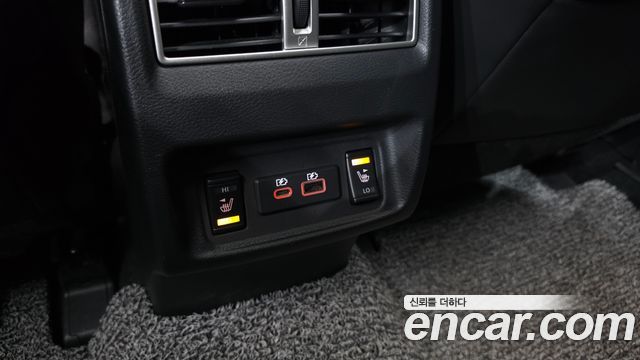 Nissan Maxima 2019 — photo 30