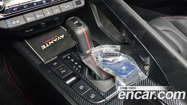 Hyundai AVANTE 2021 — photo 12