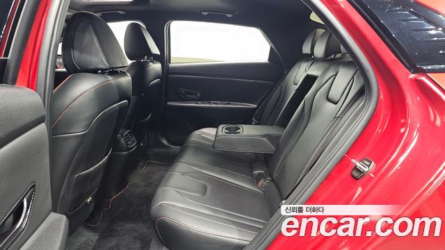 Hyundai AVANTE 2021 — photo 17