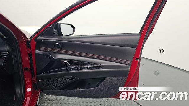Hyundai AVANTE 2021 — photo 14
