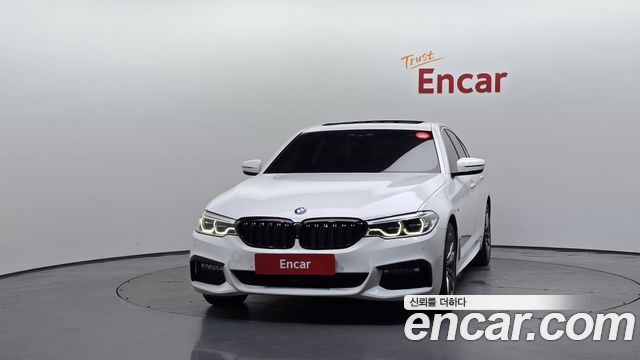 BMW 5-Series 2018 — photo 3