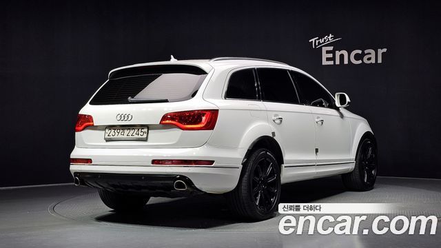 Audi Q7 2015 — photo 2