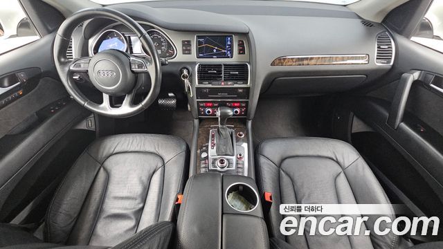 Audi Q7 2015 — photo 7