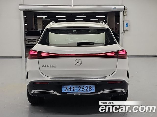 Mercedes-Benz EQA 2026 — photo 3