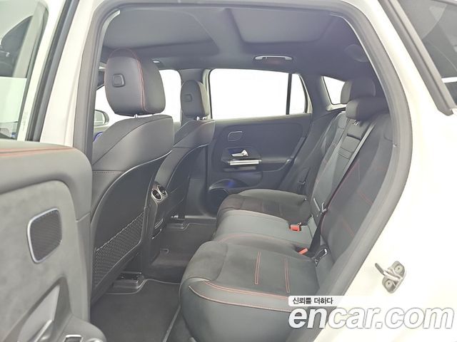 Mercedes-Benz EQA 2026 — photo 12