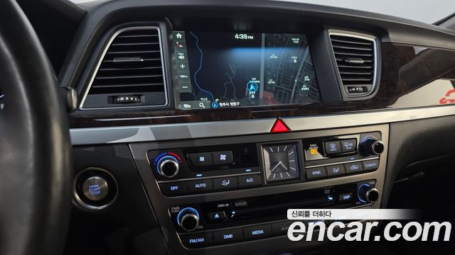 Hyundai Genesis 2016 — photo 13