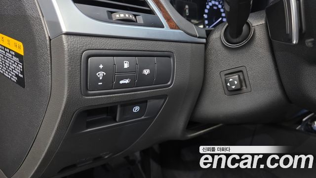 Hyundai Genesis 2016 — photo 16