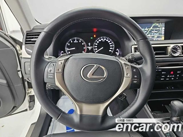 Lexus GS 2013 — photo 9