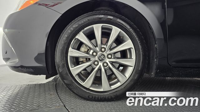 Toyota Camry 2015 — photo 5