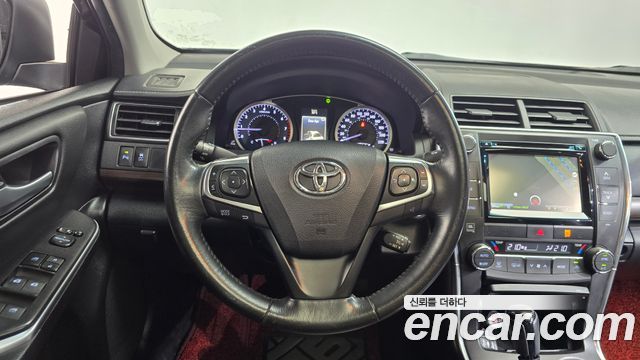 Toyota Camry 2015 — photo 14