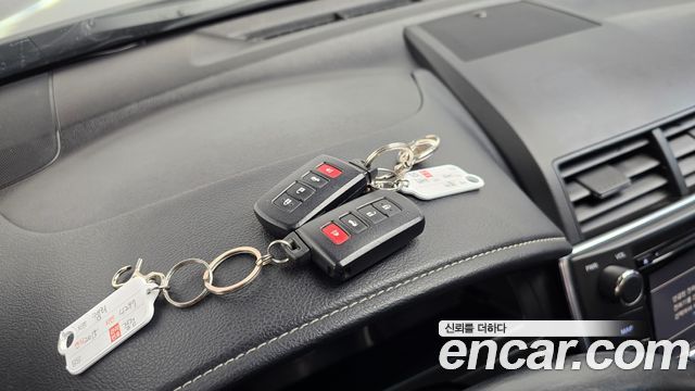 Toyota Camry 2015 — photo 17