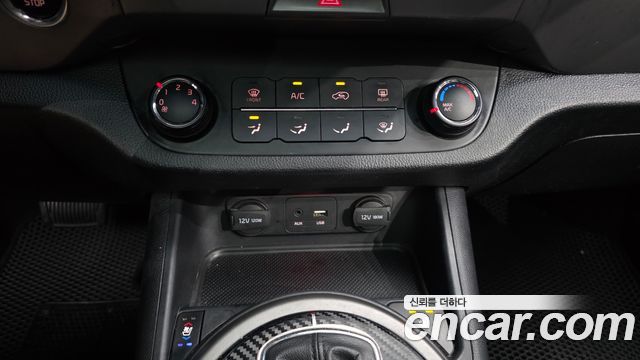 Kia Sportage 2016 — photo 16