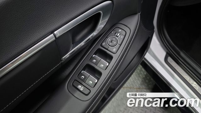 Hyundai Sonata 2023 — photo 27