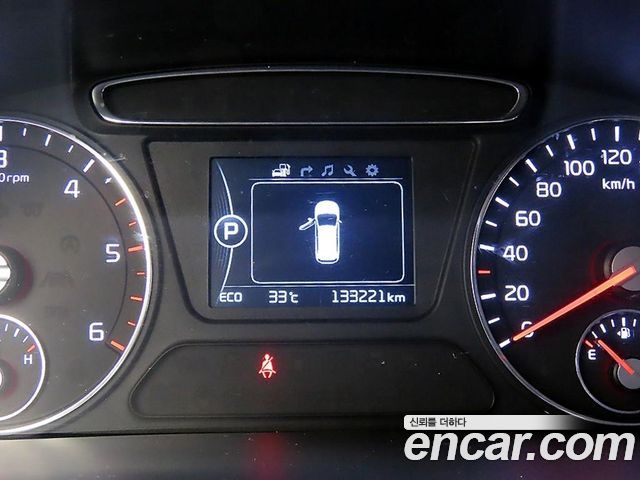Kia Sorento 2016 — photo 9