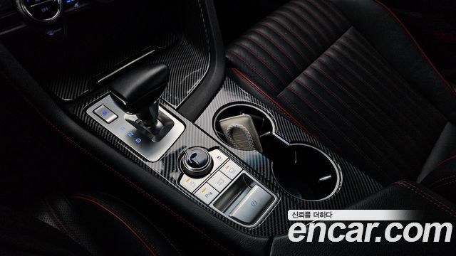 Genesis G70 2018 — photo 9
