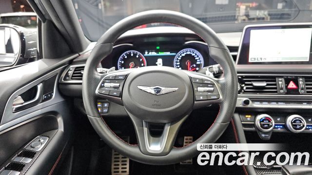 Genesis G70 2018 — photo 13