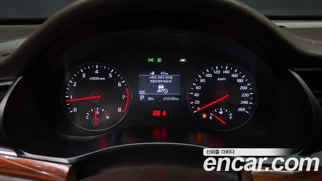 Kia K7 2016 — photo 9