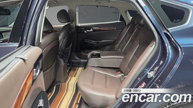 Kia K7 2016 — photo 13