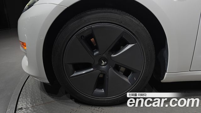 Tesla Model 3 2022 — photo 5