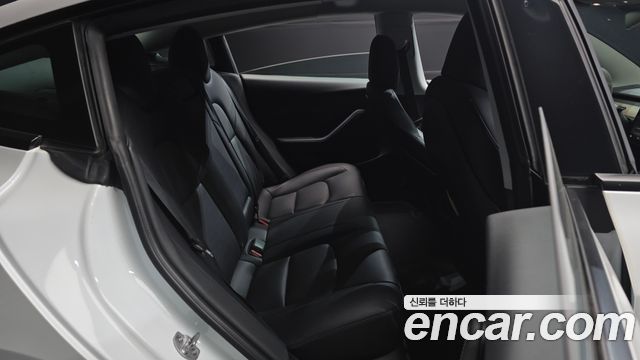 Tesla Model 3 2022 — photo 17
