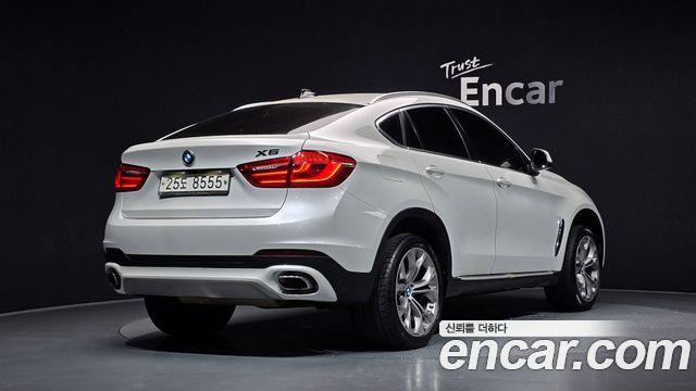 BMW X6 2018 — photo 2