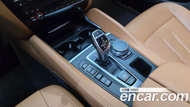 BMW X6 2018 — photo 12