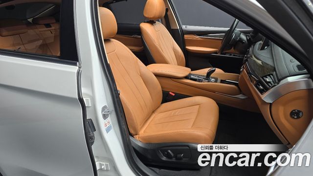 BMW X6 2018 — photo 18