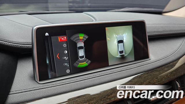 BMW X6 2018 — photo 21
