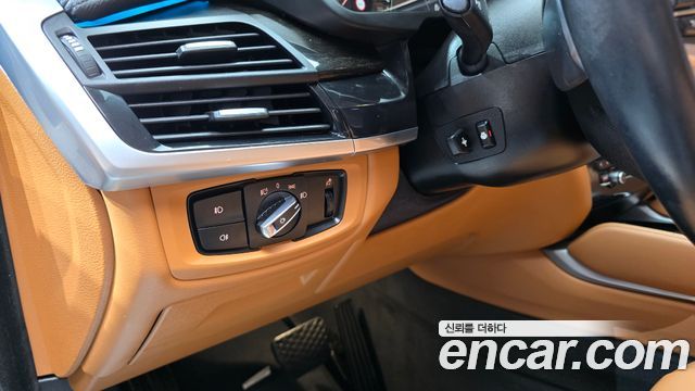 BMW X6 2018 — photo 23
