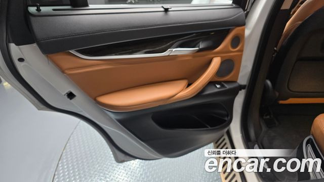 BMW X6 2018 — photo 15