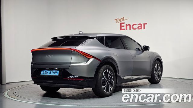 Kia EV6 2022 — photo 2