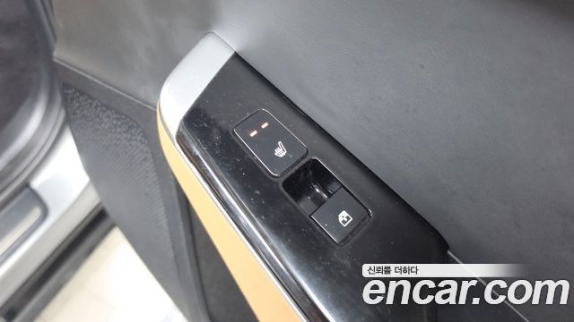Kia EV6 2022 — photo 25