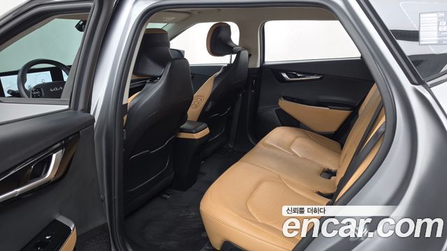 Kia EV6 2022 — photo 16