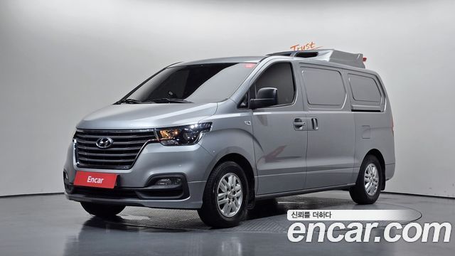 Hyundai Starex 2020 — photo 1