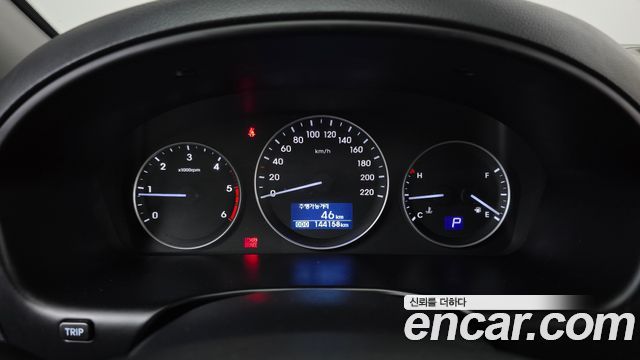 Hyundai Starex 2020 — photo 11