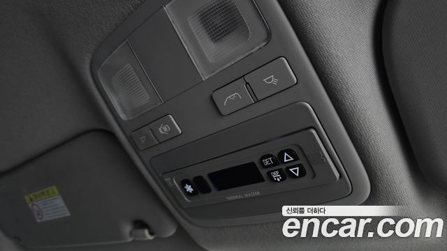 Hyundai Starex 2020 — photo 27