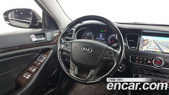Kia K7 2015 — photo 13