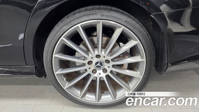 Mercedes-Benz E-Class 2019 — photo 7