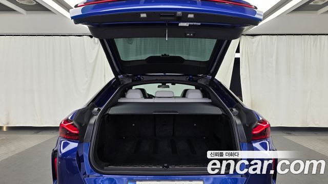 BMW X6M 2021 — photo 26