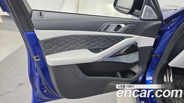 BMW X6M 2021 — photo 14