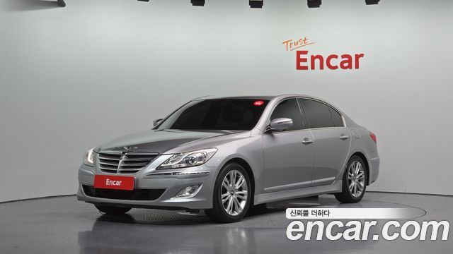 Hyundai Genesis 2012 — photo 1